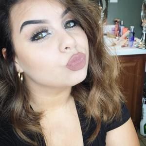 Meet your Posher, Mallory